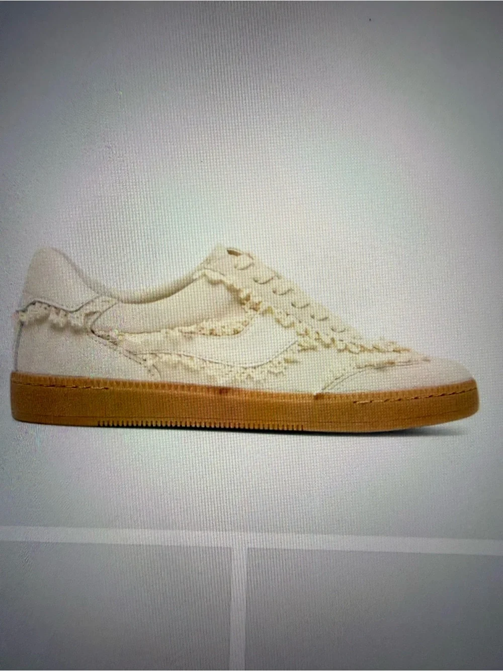 Dolce Vita Cream Notice Low-Top Sneakers